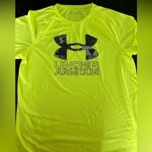 3/$15. Under Armour Neon Yellow Heatgear YXL T-shirt